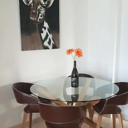 Apartment Inviting 2-bed 5 Minutes To The *